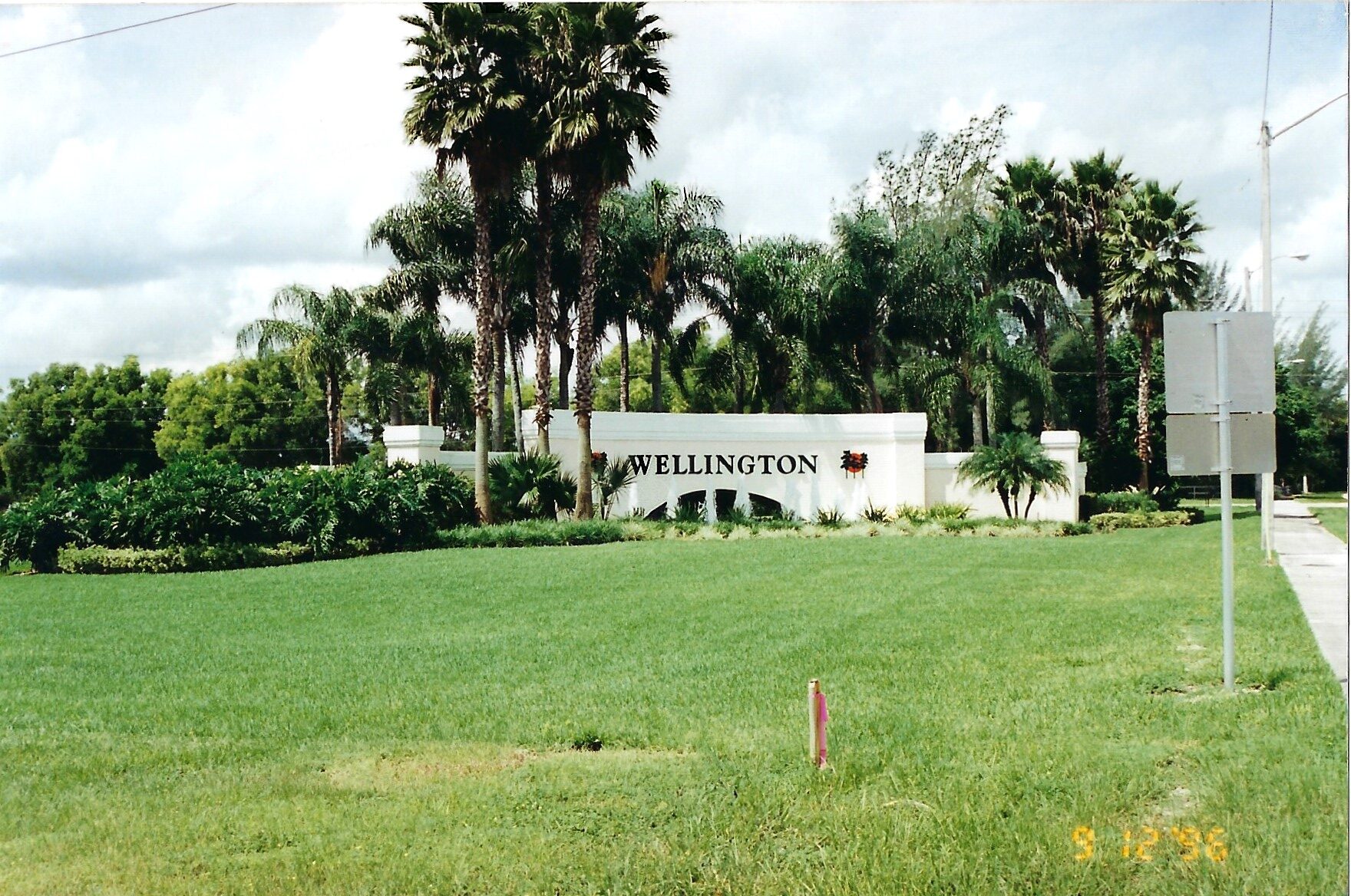 Wellington Village Sign